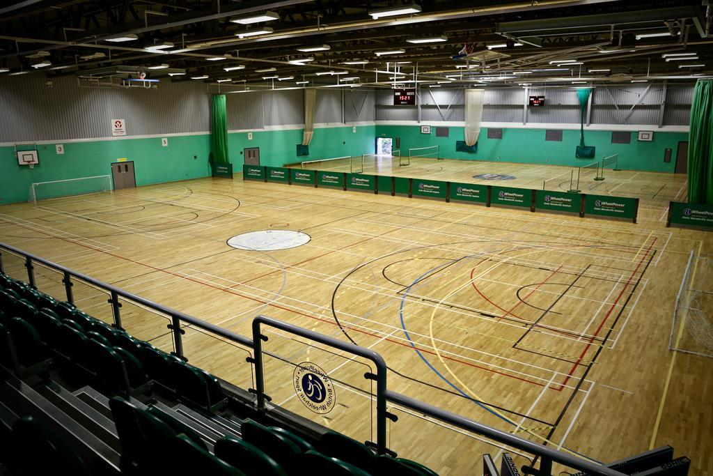 The Olympic Lodge Aylesbury  Esterno foto