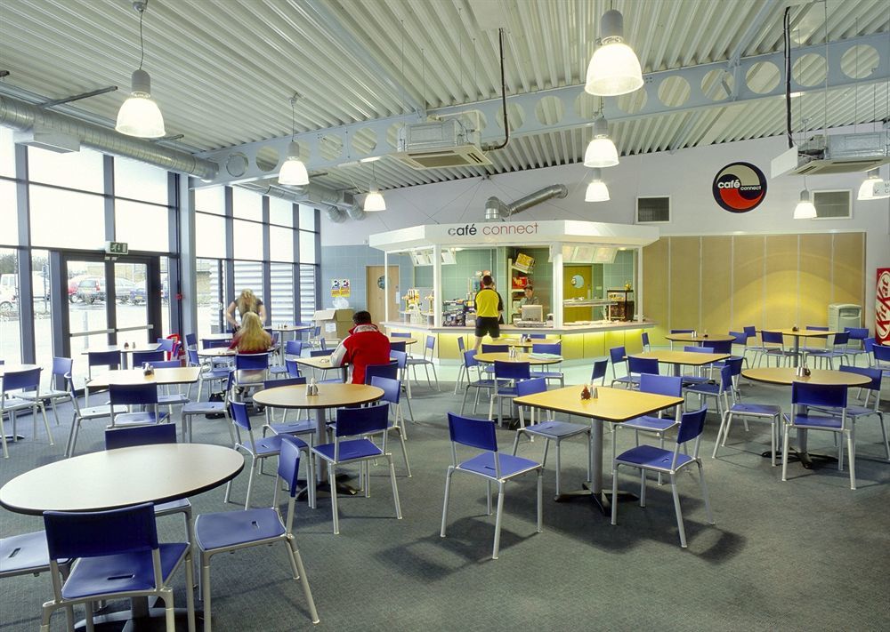 The Olympic Lodge Aylesbury  Esterno foto